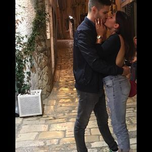 Meet your Posher, Valentina